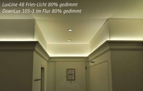 DownLux 105-1 Power-LED als Flur-Beleuchtung in einem Hotelzimmer
